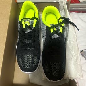 Nike Revolution 3 (GS)